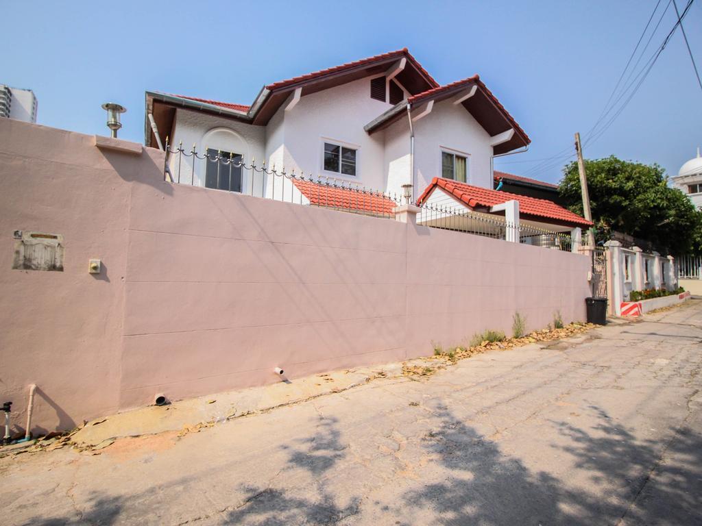 Naklua Pool Villa By Pattaya Sunny Rentals Exterior foto